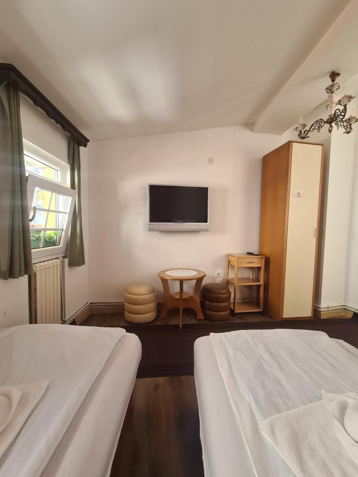 Guesthouse Nia Deluxe Σαράγεβο Εξωτερικό φωτογραφία