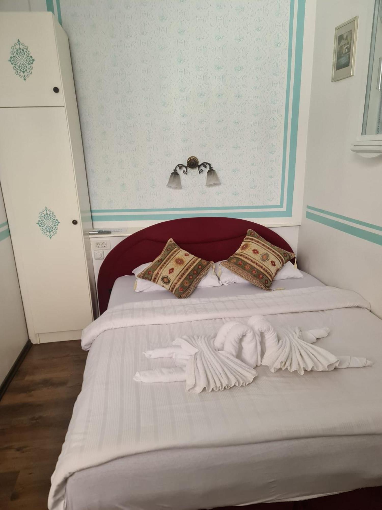 Guesthouse Nia Deluxe Σαράγεβο Εξωτερικό φωτογραφία