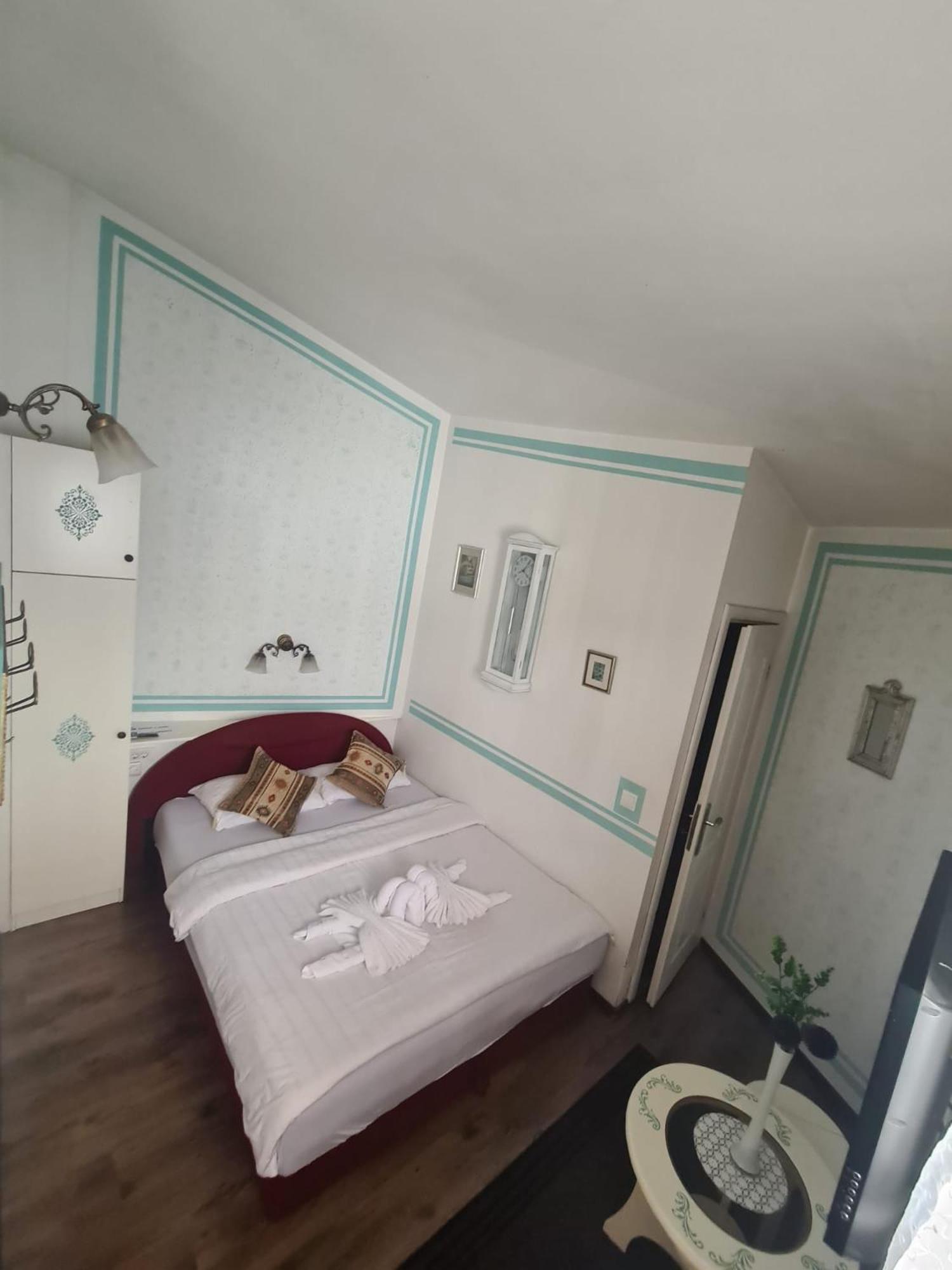 Guesthouse Nia Deluxe Σαράγεβο Εξωτερικό φωτογραφία