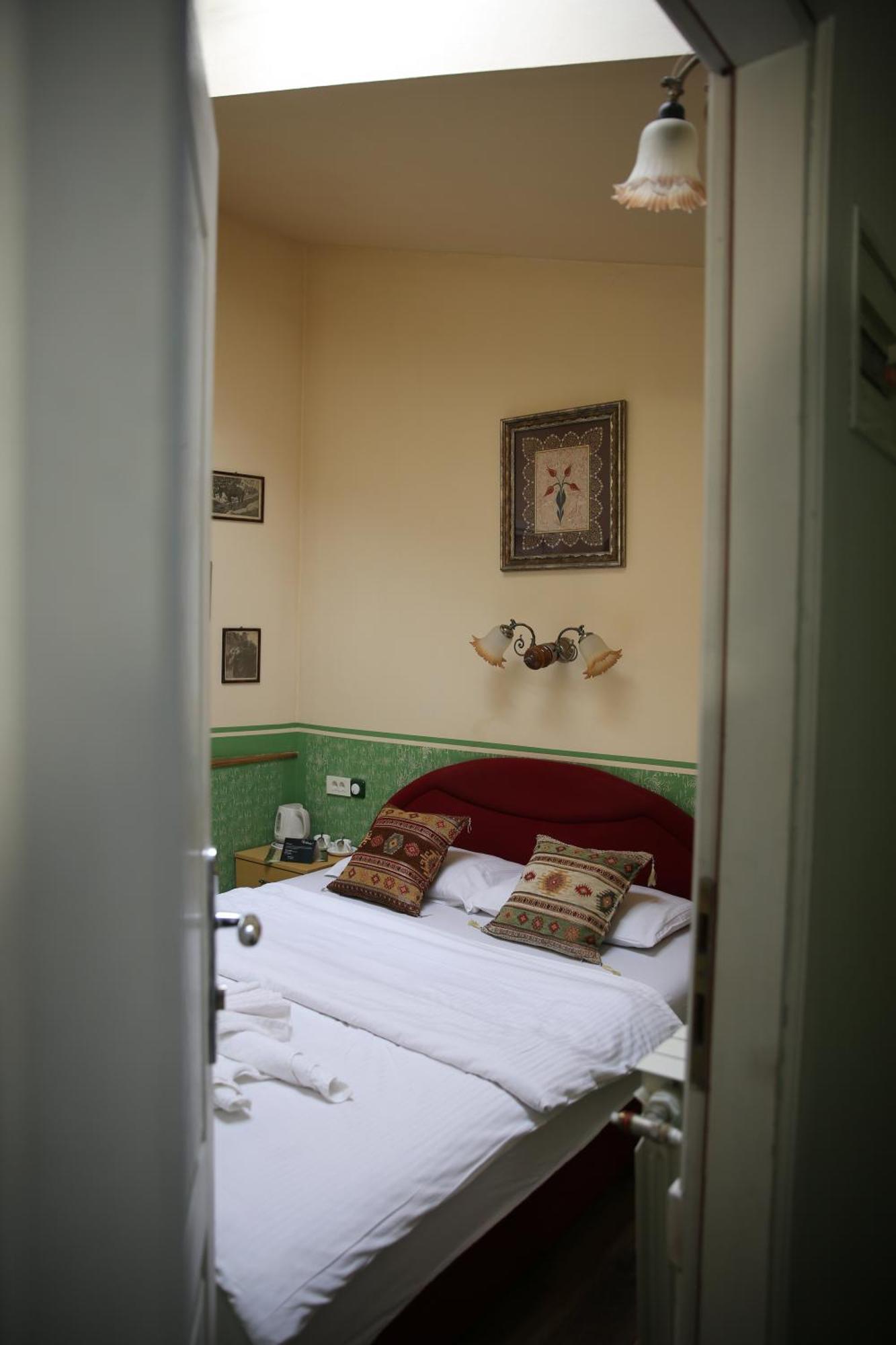 Guesthouse Nia Deluxe Σαράγεβο Εξωτερικό φωτογραφία