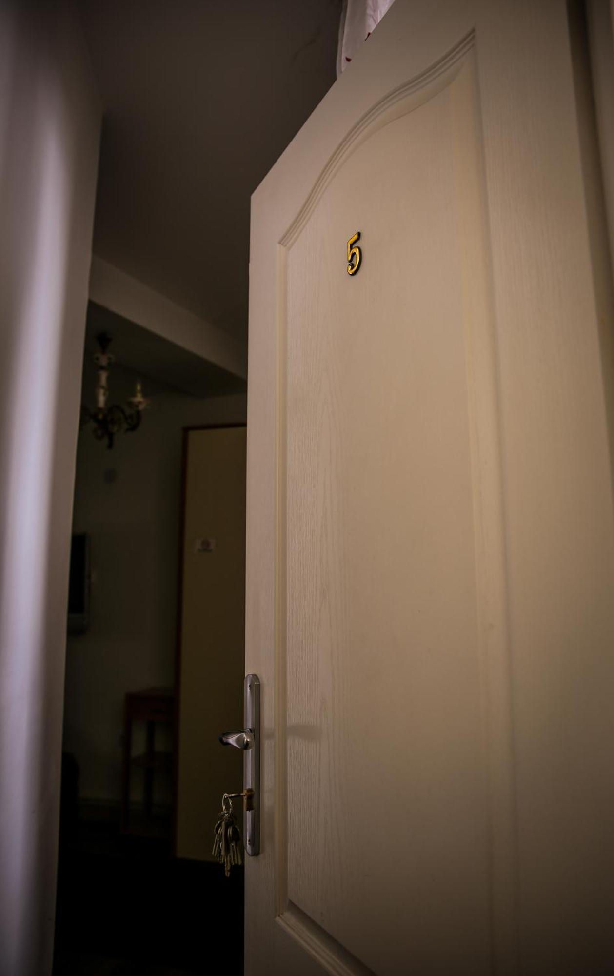 Guesthouse Nia Deluxe Σαράγεβο Εξωτερικό φωτογραφία